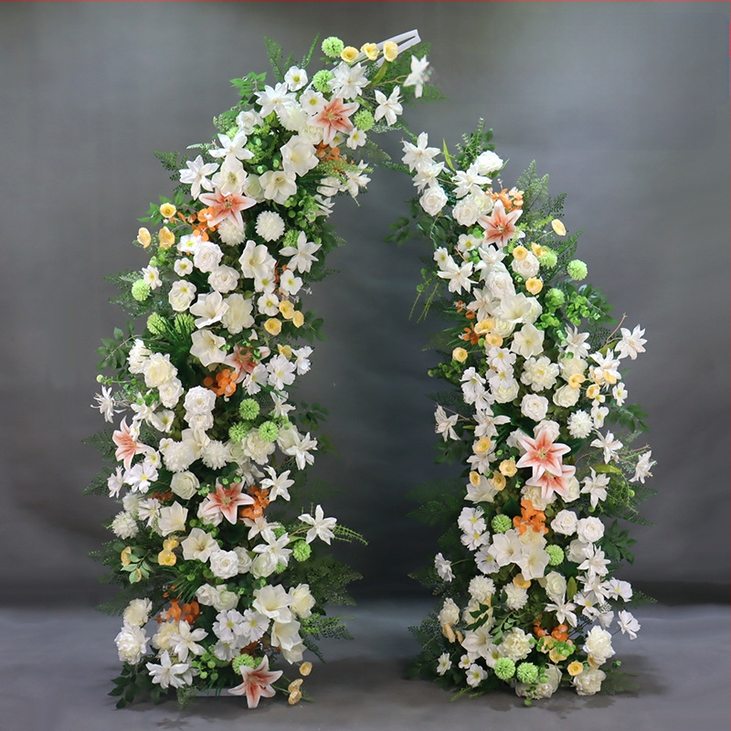 Geležinis vestuvinis arkos su ragų forma lauko vestuvėms