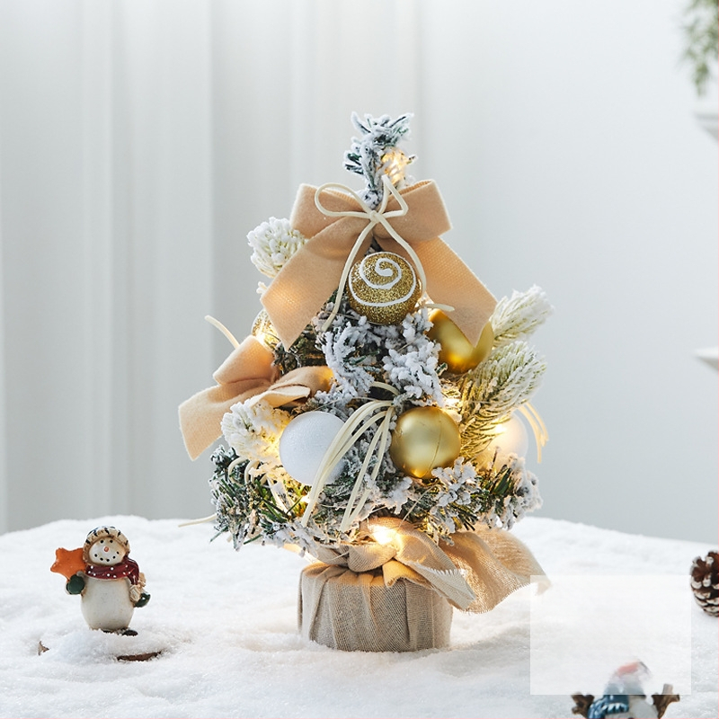 Stalo Kalėdų eglutės dekoracija — PVC medžiaga, prekės ženklas Chinese Gift, IP neautorizuotas, stalinis dekoras