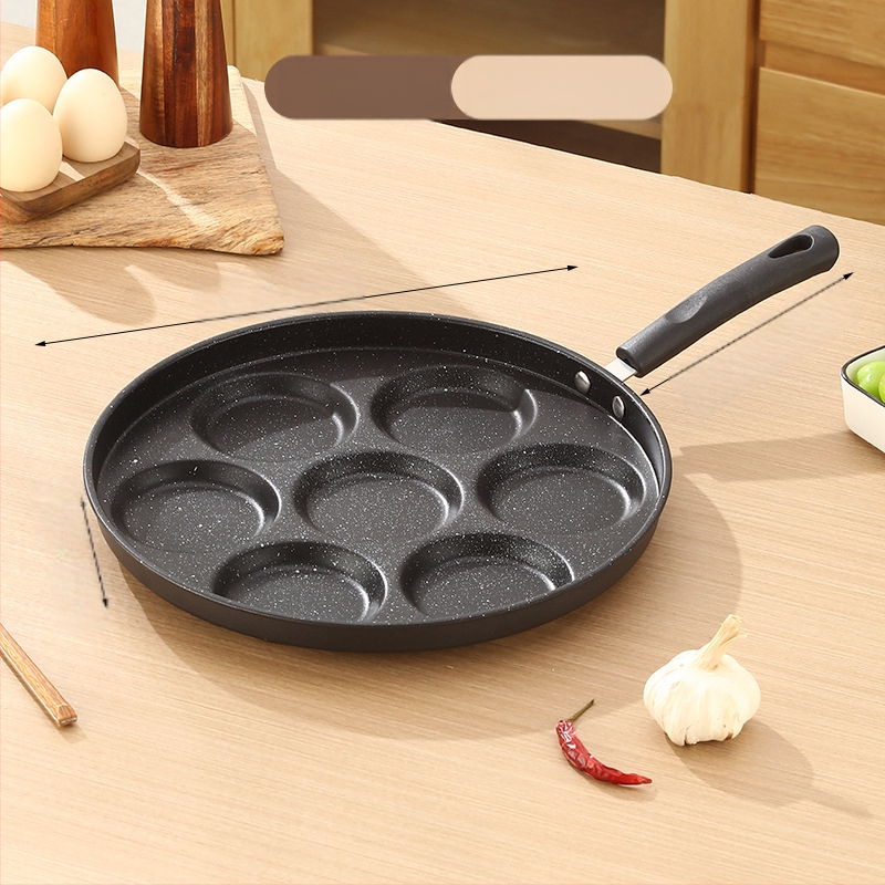 Kiaušinių keptuvė su neprilipstančia danga, iš plonojo plieno, daugiaeilių tinklelio dizainas, gylis 2 cm, svoris 350 g