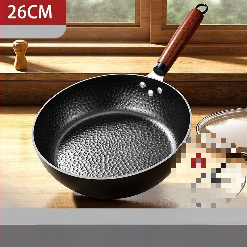 Geležinė kepimo keptuvė be dangos, be dangos, su daugiasluoksniu dugnu, suderinama su indukcine ir dujine virykle, stiklo dangtis iš nerūdijančio plieno