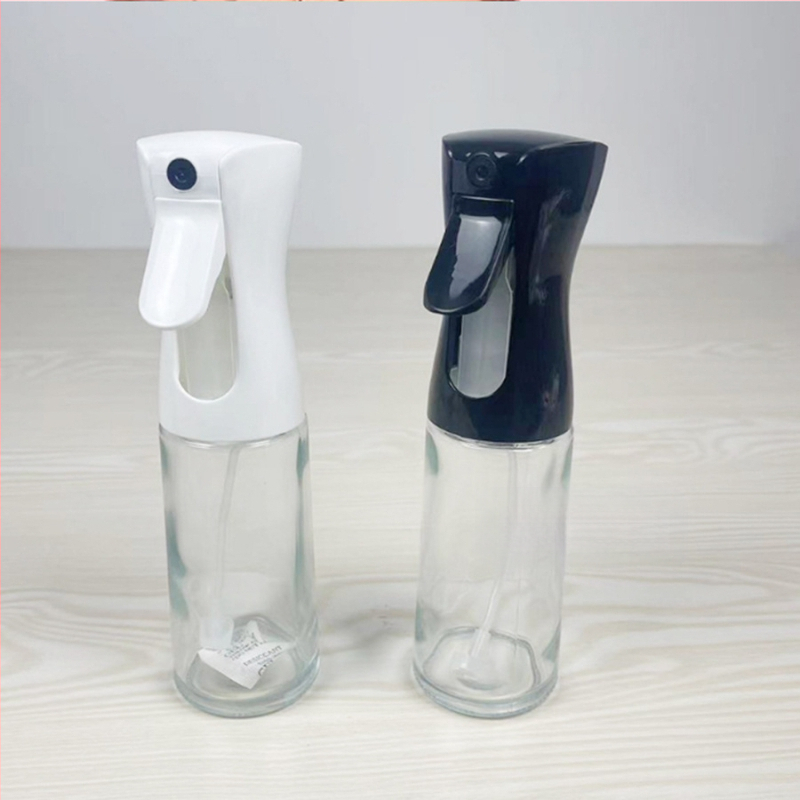 Taisnstūrveida antiadhēzējoša cepamā panna un kūkas forma, izturīga augstām temperatūrām, no oglekļa tērauda, mūsdienīgs vienkāršs dizains.