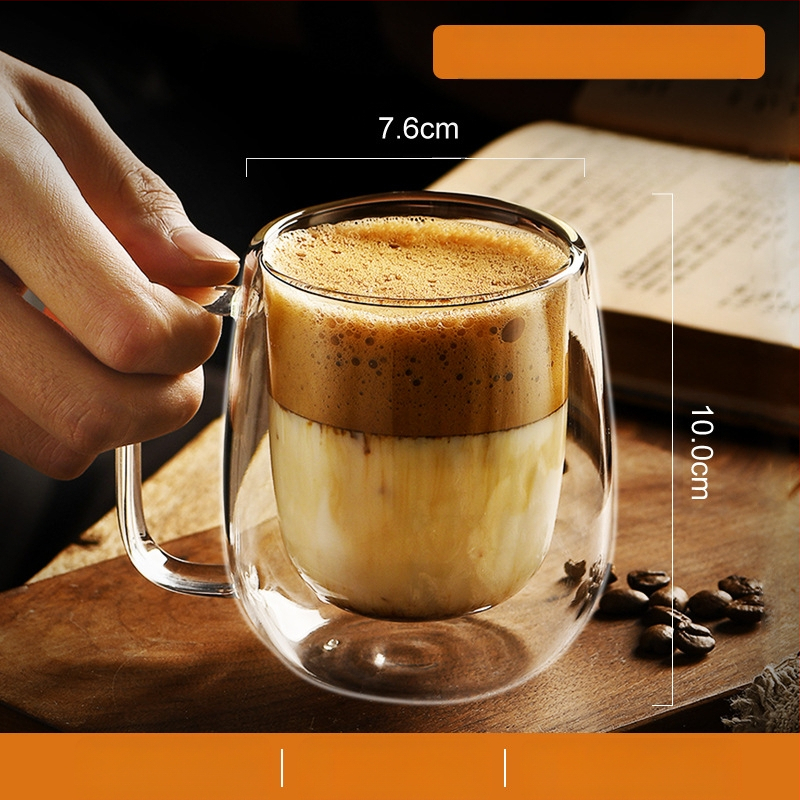 Dvigubo sienelių stiklinė kavos puodelis su rankena — izoliacinė, atspari aukštai temperatūrai, tinkama arbatai ir kavai
