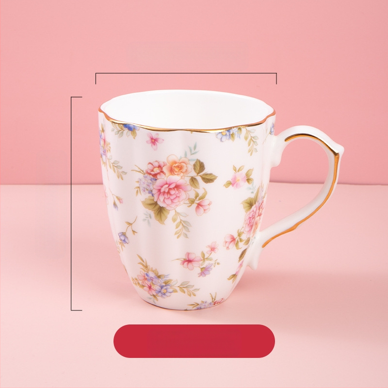 Kavos puodelis iš kaulinio porceliano, su daugiau nei 36% kaulinio miltelių, netaisyklingos formos, gėlių raštas, aukšta temperatūros atsparumas, logotipo spausdinimas įmanomas