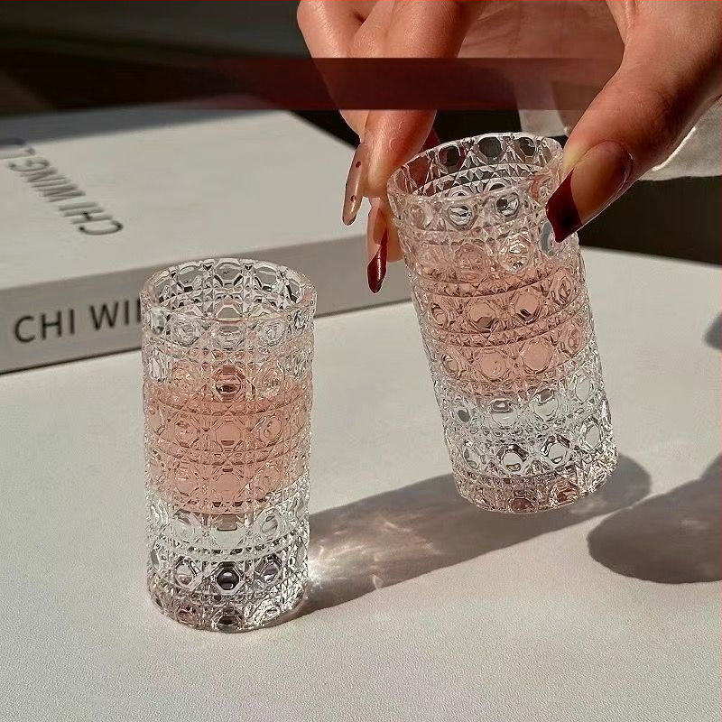 Kokteilinė stiklinė, stiklo korpusas su brangakmenių raštu, šviesus prabanga-retro stilius, talpa virš 1000 ml