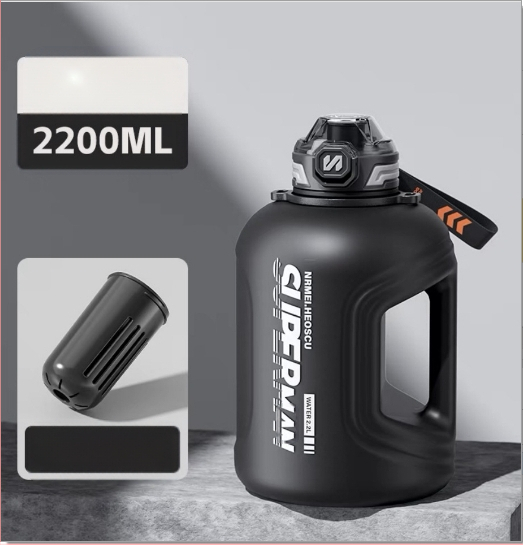 Sportinis vandens buteliukas su arbatos atskyrimu, atspari aukštoms temperatūroms, didelė talpa; Medžiaga: Plastikas; Prekės ženklas: Kita