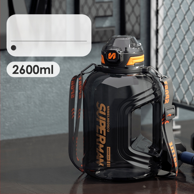 Sportinis vandens buteliukas su arbatos atskyrimu, atspari aukštoms temperatūroms, didelė talpa; Medžiaga: Plastikas; Prekės ženklas: Kita