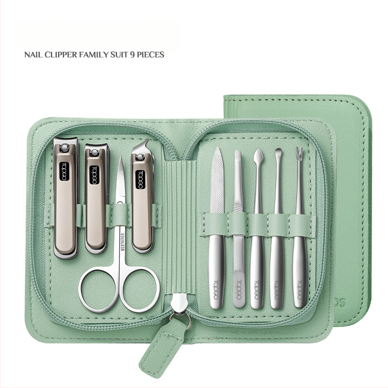 BTCLNTOS Υψηλής ποιότητας σετ εργαλείων νυχιών με θήκη, φορητό οικιακό στυλ; Περιλαμβάνει κόπτη νυχιών και πένσα; Υλικά: ανοξείδωτο ατσάλι, χάλυβας άνθρακα, κράμα ψευδάργύρου-αλουμινίου; Εκτύπωση λογοτύπου