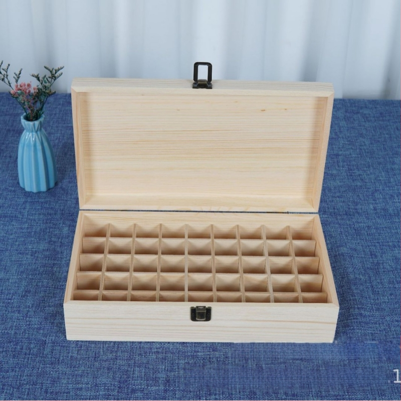 Fából készült illóolaj tároló doboz, több rekeszével, asztali kivitel, lehajtható fedél, logó nyomtatható