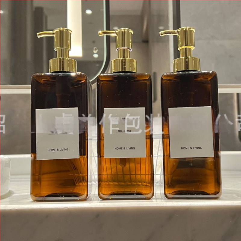 Szögletes pumpás műanyag üveg szállodai felhasználásra – kondicionáló, lotion, masszázsolaj (Eredet: Shaoxing, Zhejiang; Anyag: PET; Gyártási technológia: Blow molding; Csomagolás: Kozmetikai csomagolás)