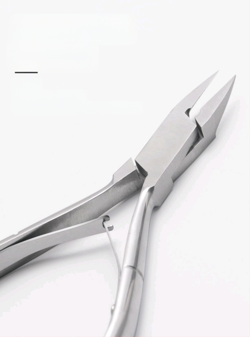 Σετ εργαλείων μανικιούρ: πένσες με ίσιο μύτο, πένσες με επίπεδο μύτο, νυχοκόπτες, ψαλίδια για πετσάκια — Ατσάλι 420J2