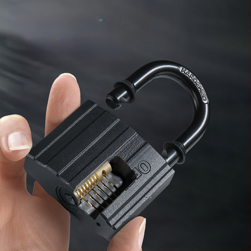 Mājsaimniecības aizslēdzējs - vara korpuss, ūdensizturīgs, matēta virsma; Modelis W-BLACK-DX; Zīmols OPEL; Piemērošana: skapji, istabas durvis, noliktavas