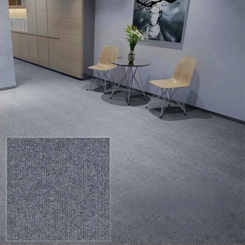 Komerciālais pašlīmējošais paklājs no poliesteru, svītrainais raksts, pastorālais stils, mašīnveidots austs