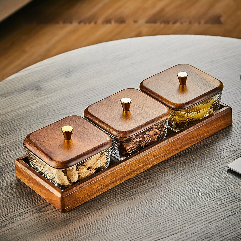 Üvegből készült gyümölcstál osztott rekeszekkel, pásztor-stílusú, egyszerű dizájn, nappali teafőasztalhoz