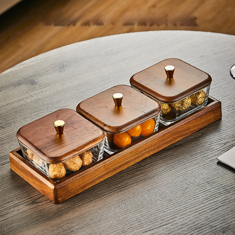 Üvegből készült gyümölcstál osztott rekeszekkel, pásztor-stílusú, egyszerű dizájn, nappali teafőasztalhoz