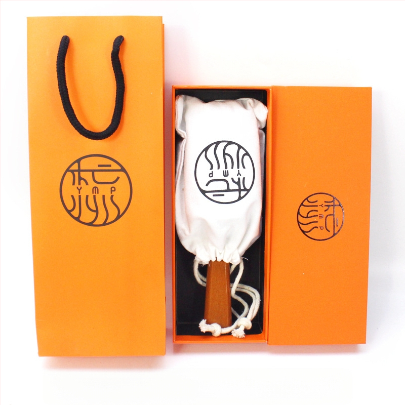 Pieptene din lemn de fag cu pernă de aer, același model ca Aifanda, în cutie cadou, gravură pentru ziua de naștere