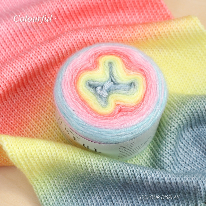 Градиентно боядисана вълнена топка за ръчно плетене – Spray-spun, средна дебелина