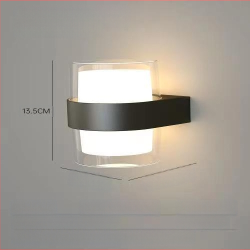 Lauko sieninis šviestuvas, nordiško minimalistinio dizaino koridoriams, korpusas ABS, be reguliuojamo šviesos lygio, veikimo laikas daugiau nei 36 valandos