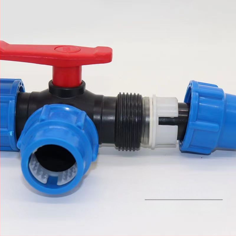 Põllumajanduslik kiirühendusega kolmesuunaline ventiil PE torudele, plasttorude lisaseadmed