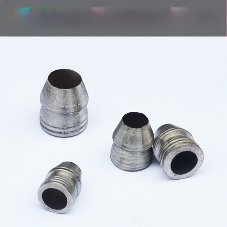 Чук с клиновидна глава от въглеродна стомана; не експлозивен; не удароустойчив