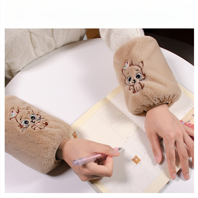 Korejas stila pūkainas roku sargi ar karikatūras rakstu un izšuvumu, anti netīrumiem, Jade Rabbit Velvet materiāls