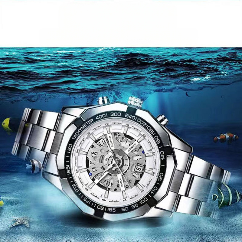 Férfi kvaros karóra átlátszó hátlappal, világító számlap, naptár, 30M vízállóság