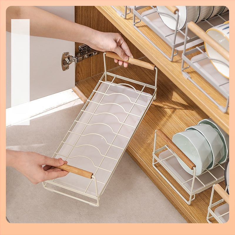 Notekšanas trauku statīvs – mūsdienīgs vienkāršs stils; materiāls: dzelzs māksla + PP; uzstādīšana bez urbšanas caurumiem; virtuves virsma traukiem; izlaiž 2023