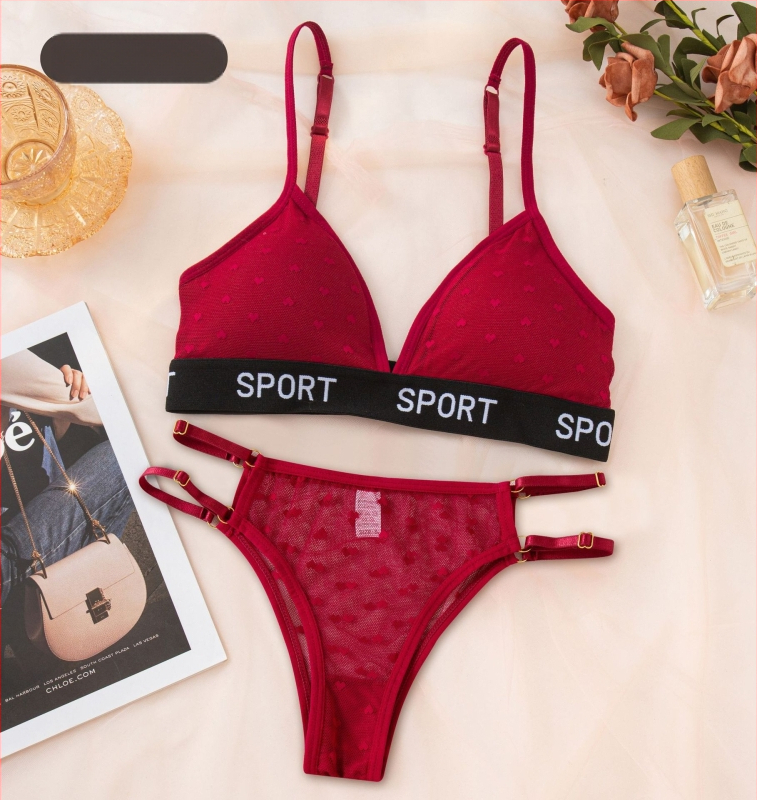 Mežģīņu bezvadu krūšturis komplekts ar trijstūra kausiem, push-up un savilkšanas efekts, elpojošas biksītes ar kokvilnas oderi