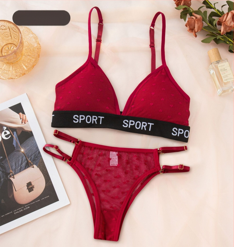 Mežģīņu bezvadu krūšturis komplekts ar trijstūra kausiem, push-up un savilkšanas efekts, elpojošas biksītes ar kokvilnas oderi