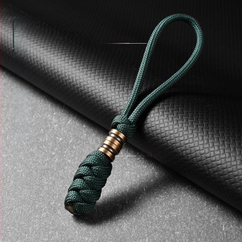 Унисекс ръчно изработена латунна висулка на въже за ключове, ножове и чанти — материал: въже за чадър, латун