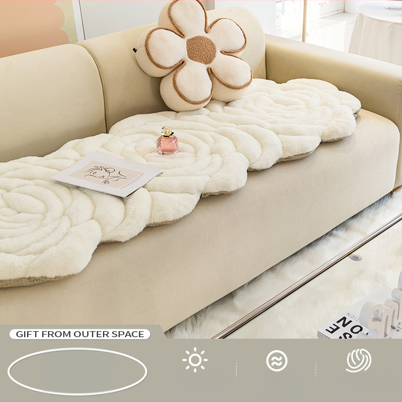 Nereguliarios formos pliušinė sofa pagalvėlė su augalų ir gėlių raštu, paprastas ir šiuolaikinis stilius, Tiger prekės ženklas