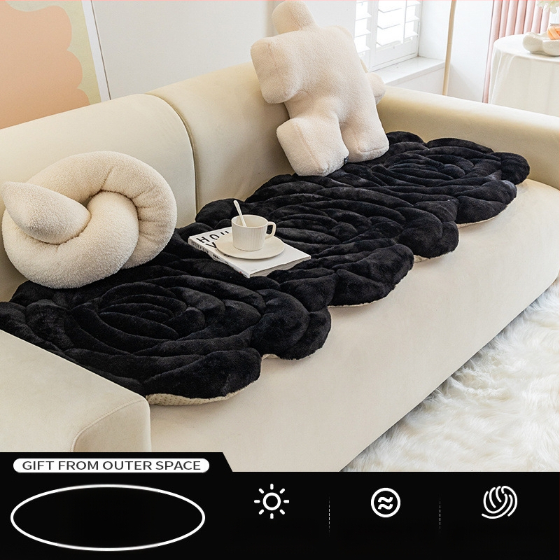 Nereguliarios formos pliušinė sofa pagalvėlė su augalų ir gėlių raštu, paprastas ir šiuolaikinis stilius, Tiger prekės ženklas