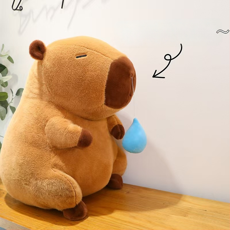 Kapibara plüssbaba - rövid plüss, PP gyapot töltet, hálós zacskós csomagolás, 7–14 éveseknek