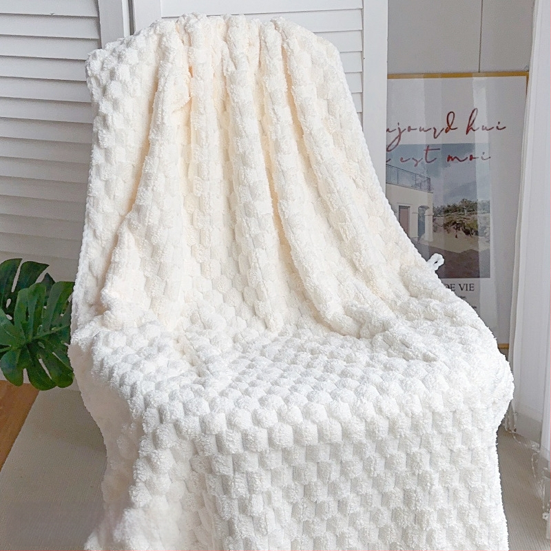 Set baie din trei piese: prosop de înfășurat pentru adulți, căciulă de uscare a părului și prosop; bumbac 100%, fir 150D, marca Silent Love