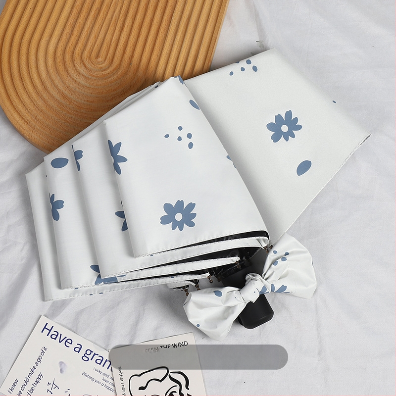 Сгъваем чадър с карикатурно мече дизайн, 8 стоманени ребра, плат 190T с винил покритие, автоматично отваряне, полуавтоматично затваряне, UV защита UPF > 30