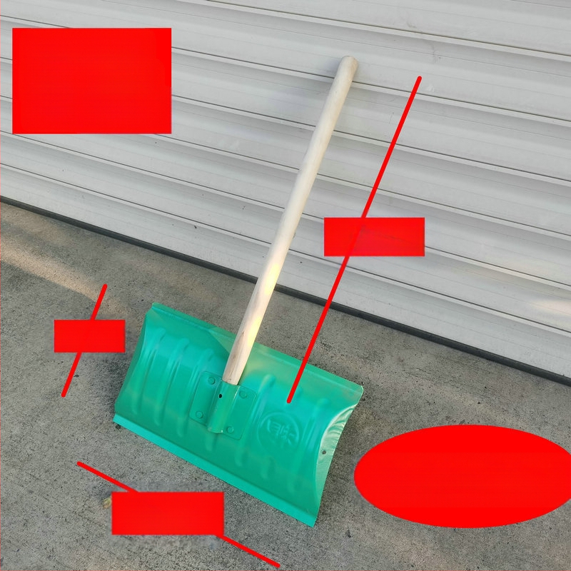 Φτυάρι χιονιού με κεφαλή από χάλυβα μέσης περιεκτικότητας σε άνθρακα και ξύλινη λαβή, βάρος 1,2 kg, πάχος κεφαλής 1,3 mm