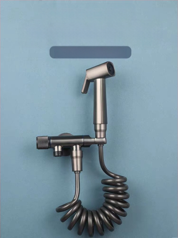 Set pištolja za pranje WC-a s ugradbenom instalacijom, bakreno tijelo, dvostruki izlaz, kutni ventil