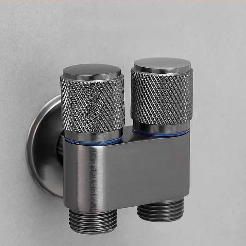 Set pištolja za pranje WC-a s ugradbenom instalacijom, bakreno tijelo, dvostruki izlaz, kutni ventil