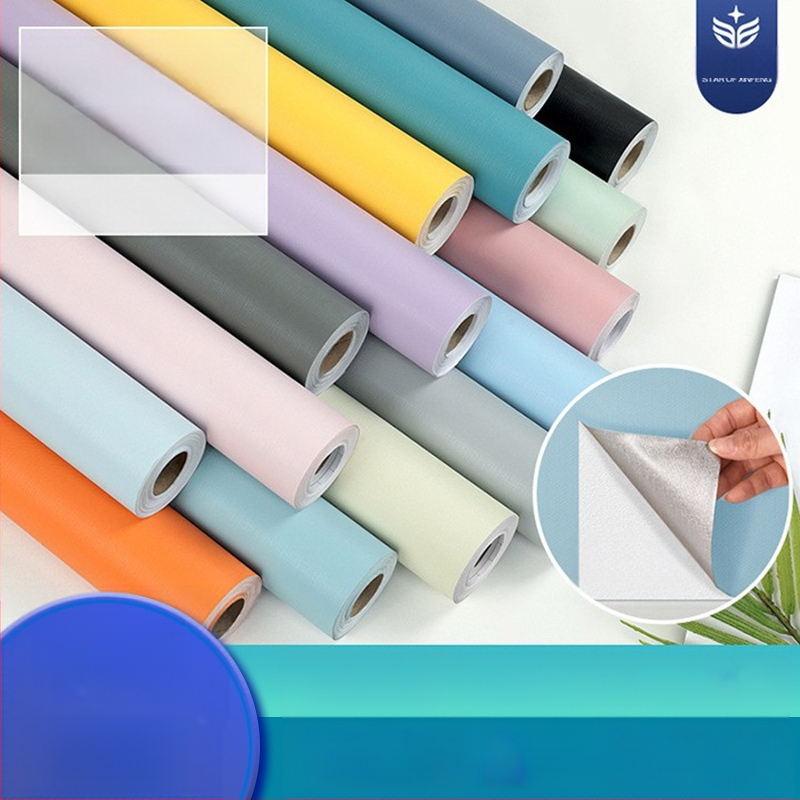 Savaime klijuojamos PVC tapetės, atsparios vandeniui, ugniai, pelėsiams, garso izoliacija, vientisas raštas, tinkama svetainei, miegamajam ir biurui.