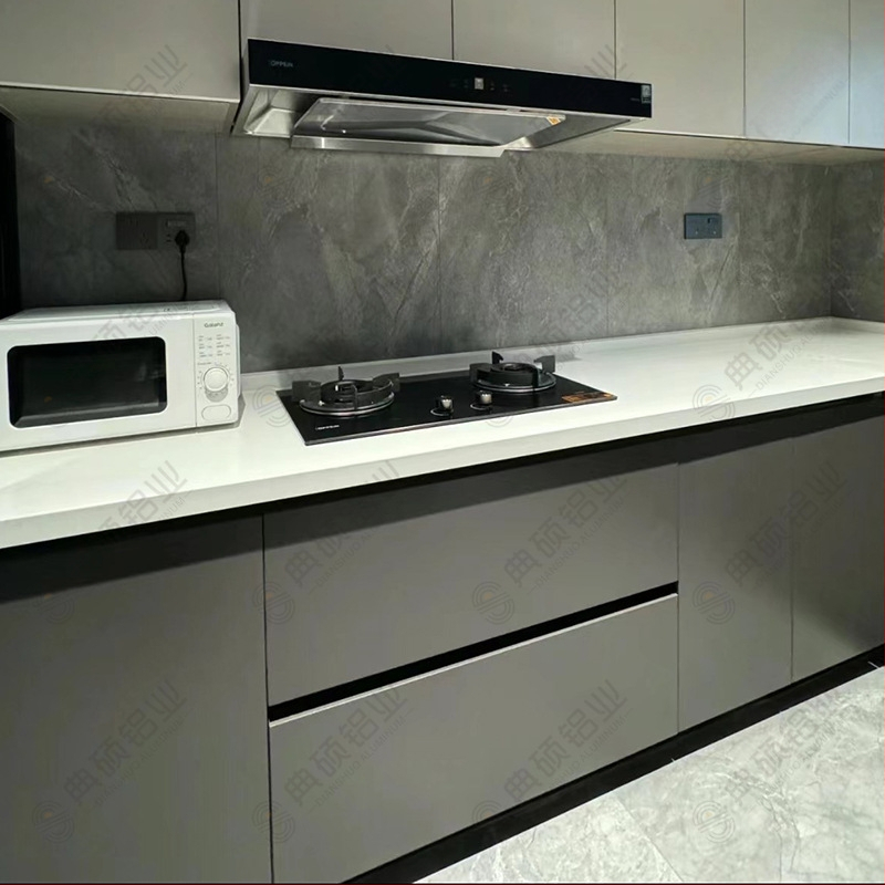 Aliuminio lydinio spintelės rankenėlės be rankenų, modernus minimalistinis stilius, tinka vidinėms ir apatiniams garderobo spintoms, montavimas be gręžimo