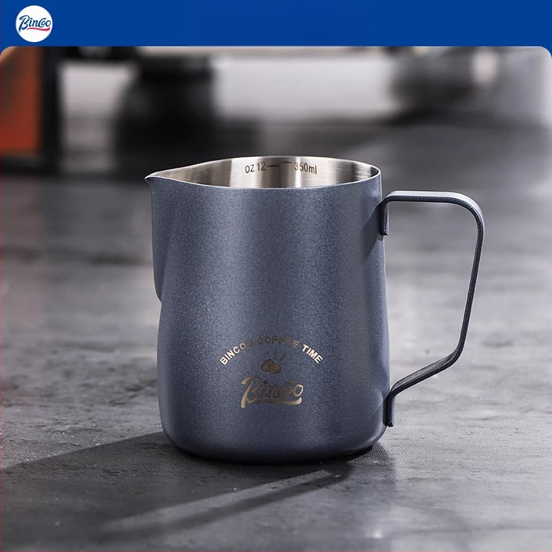 Bincoo nerūdijančio plieno latte art pieno indas, lazeriu graviruotas logotipas, pritaikomas, 165 g, šiuolaikinio stiliaus