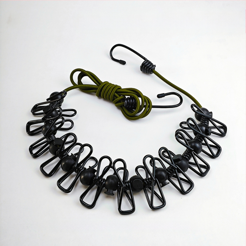 Drabužių džiovyklės lynas – be gręžimo, lengvai nešiojamas kelionėms, vėjo atsparus, plastikinės dangos, sulankstomas ir reguliuojamas ilgis