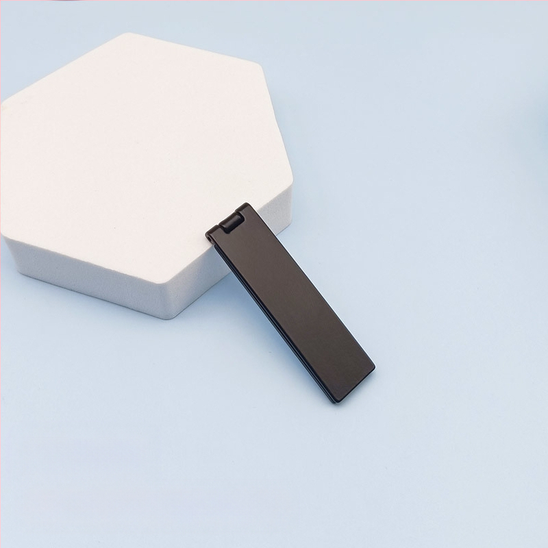 Държач за телефон за кола — метална конструкция, универсален стил (3C сертификат 2023010709562142)