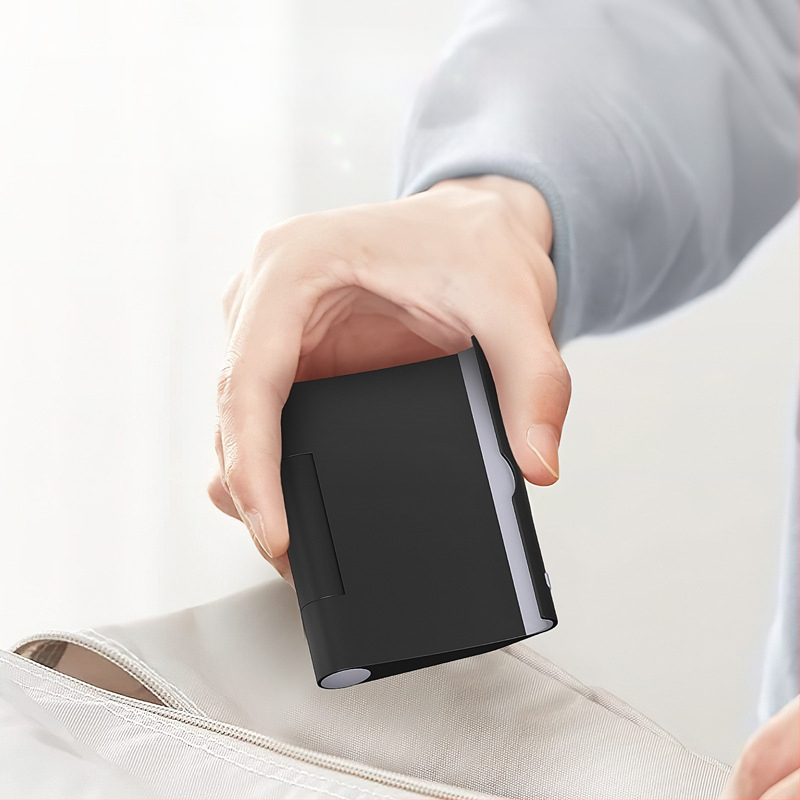 Kelibo настолен държач за телефон и таблет - сгъваем, преносим, универсален, пластмасов дизайн