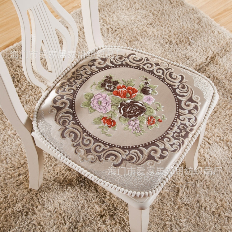 Σκανδιναβικό μαξιλαράκι καρεκλας σε σχήμα U, μοτίβο φυτών και λουλουδιών, πολυεστερική ίνα