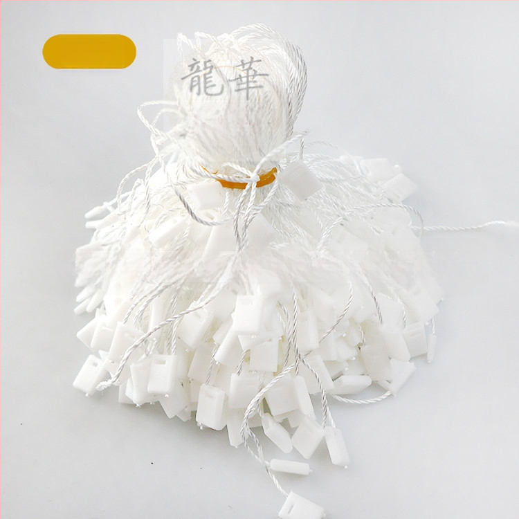 Κορδόνι ετικετών ενδύματος με τετράγωνες χάντρες, πολυεστερική γραμμή και πλαστικό κούμπωμα — επαναχρησιμοποιούμενο και προσαρμοζόμενο