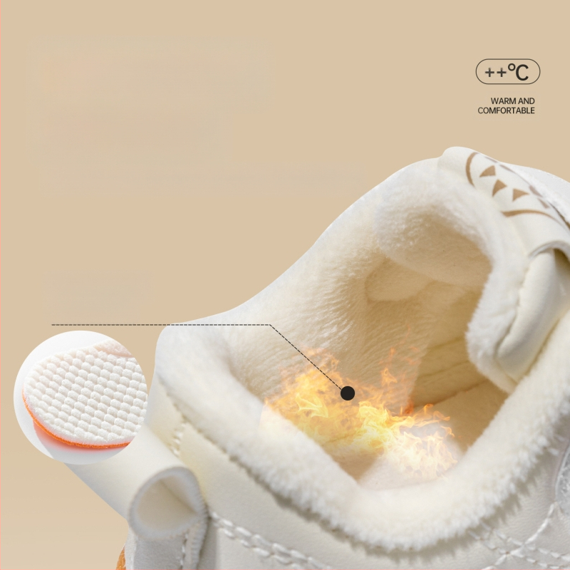 Zīdaiņu ziemas kurpes staigāšanai – augšējais materiāls mikrofibra āda, iekšējā odere vilna, Velcro aizdare, vecums 12–48 mēneši, pretslīdes, siltas, izturīgas.