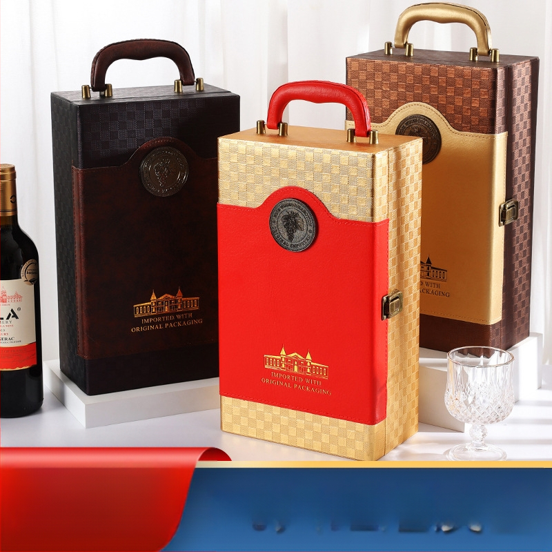 Hat üveg bor ajándéktok PU bőrrel, hardverrel és flanel belsővel; Gold Box márka, modell 55412; ajándékcsomagolás