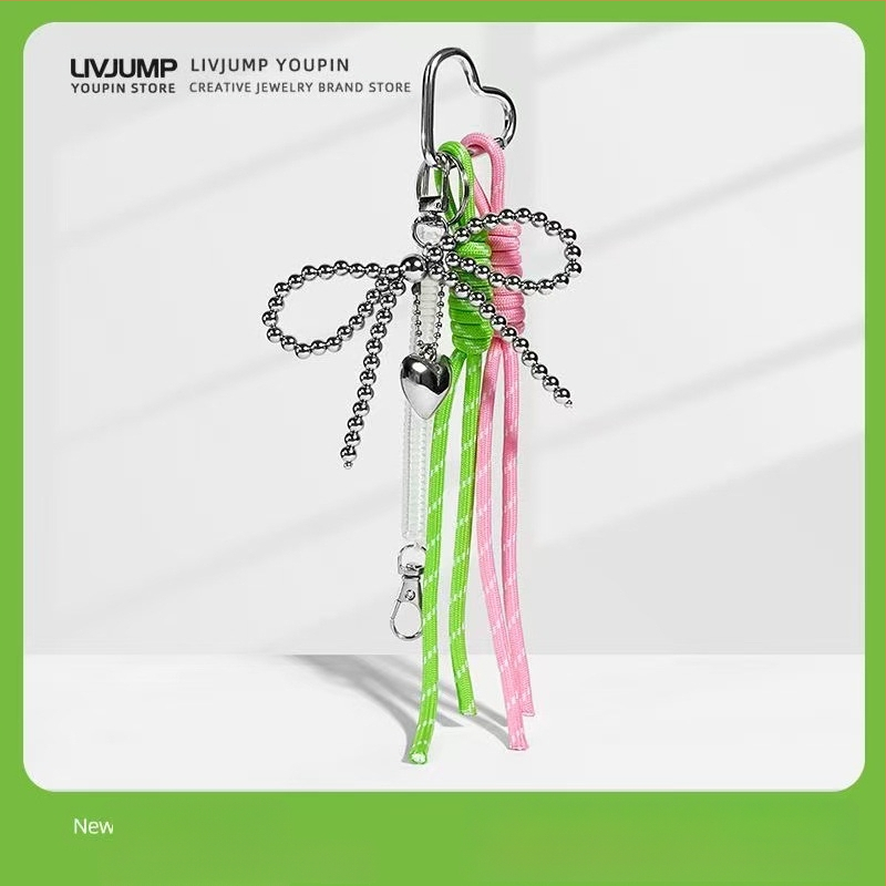 Somas pakaramājs: neilona austā siksna ar mašulīte, ģeometrisks raksts, izsmalcināts pieaugušās sievietes stils, pavasaris 2025