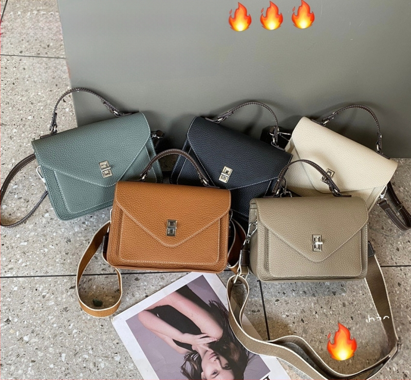 Valódi bőr messenger táska, utcai stílus, envelope táska, záródás fedéllel, horizontálisan négyszögletes alak