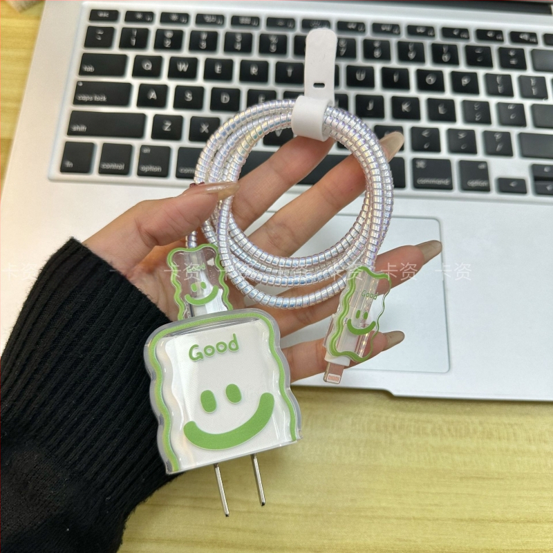 Apple 20W įkroviklio apsauginė dėžutė su kabelio apsaugos virvele iPhone 15